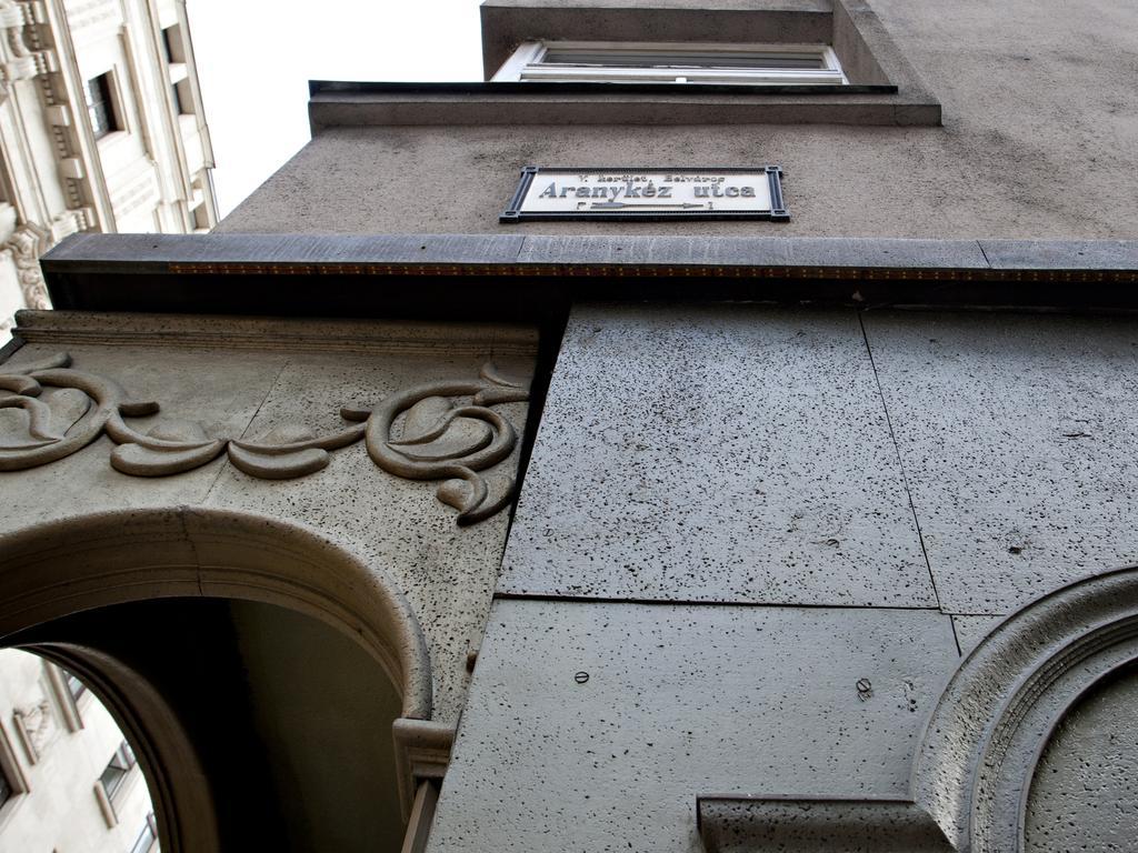 Aurora Apartment Danube View Budapest Exterior foto