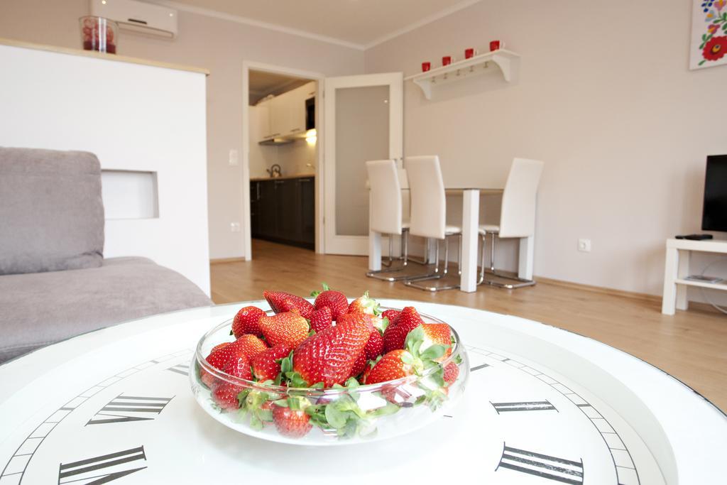 Aurora Apartment Danube View Budapest Exterior foto